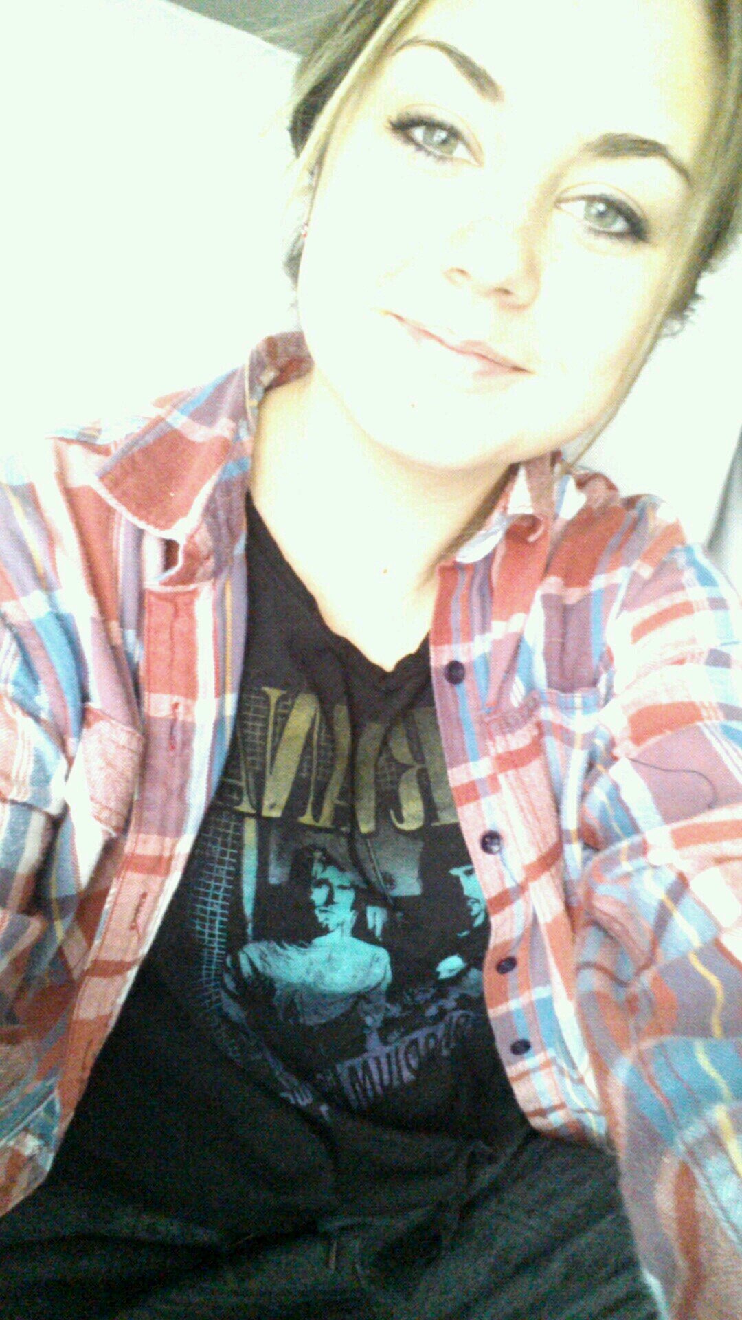 Hi, I love Food ;3 xx__Reddio