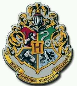 welcome to Hogwarts wizards, check fav dan ikuti sorting hat untuk menentukan asrama