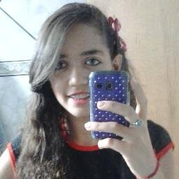 Amo o Justin Bieber sou Belieber desde 2009, adoro chocolate e amo meus amigos s2
e posto frases...