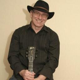 Sixty something singer/songwriter based in Kettering. Rootsy, folksey gospel tinged country rock (sort of!)
