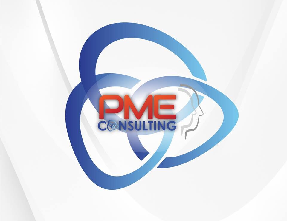 Servicios de consultoría en gestión de proyectos, asesoría empresarial y capacitaciones.