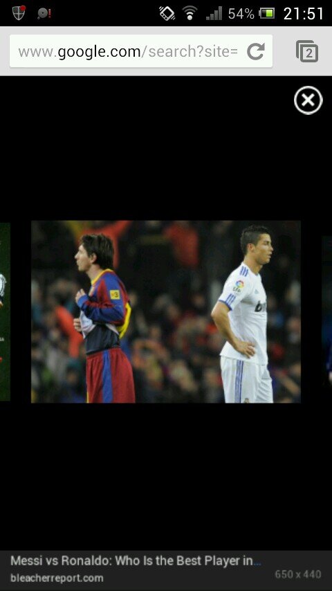 Follow and RT for football transfers as they happen all around the world .