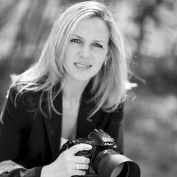 Mom of two, storyteller, nature lover and ice cream freak. I love to capture moments between people more then anything. The power of a photograph is priceless.