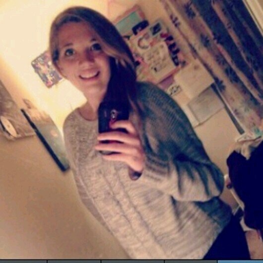 16♡ follow my instaa @uhh_lys_aahh