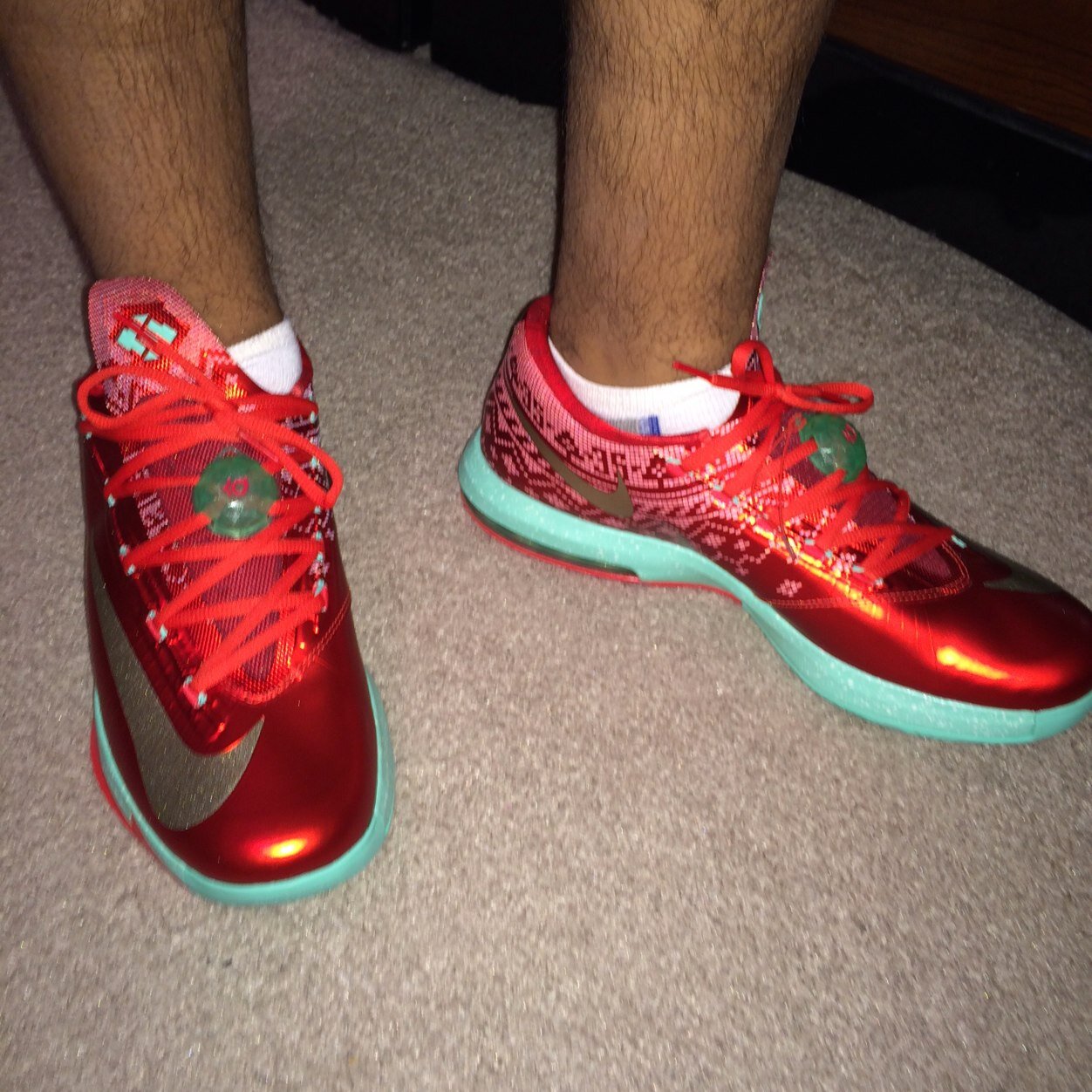 Sneaks and Hard Bottoms