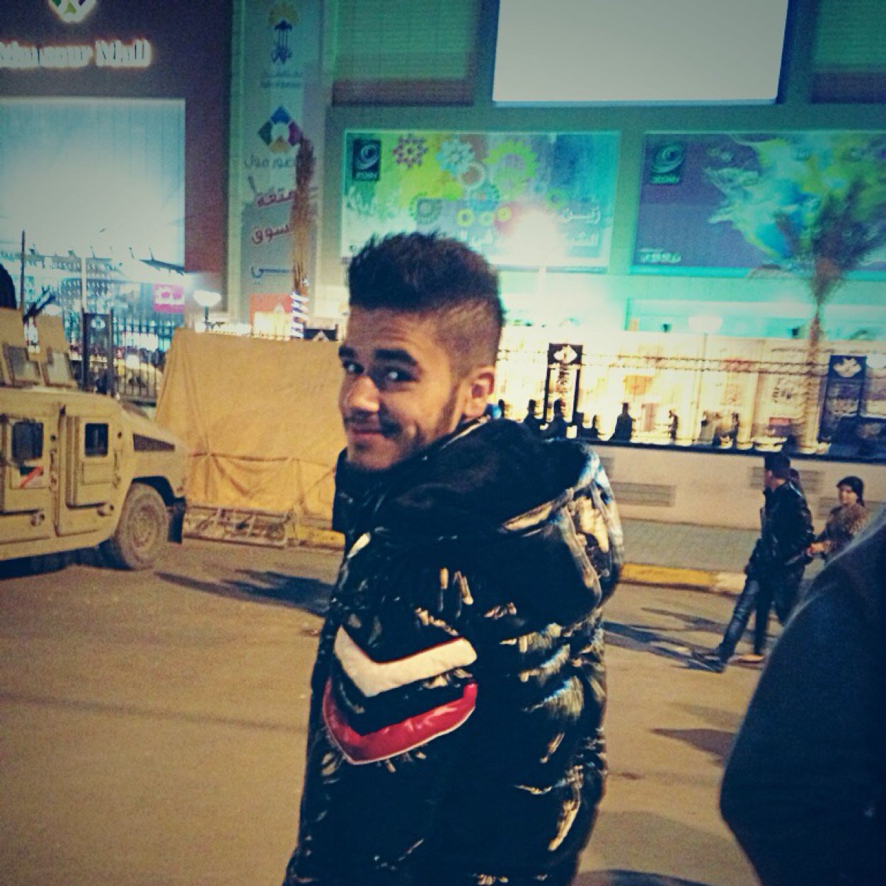 Jaafar_FaDhil's profile picture. Hey I'M 18 years old I ❤ MuSic and sport Follow me i'll follow u back