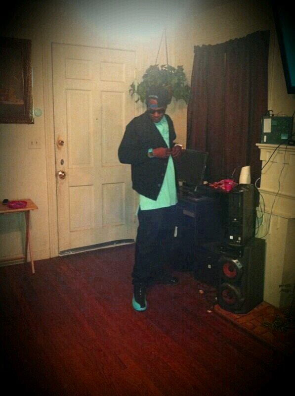 kooda_datruth's profile picture. #teamGETMONEY, #teamHANDLE MY BUSSINESS!!! BOSSIER BOY CUMING YOUR WAY.......