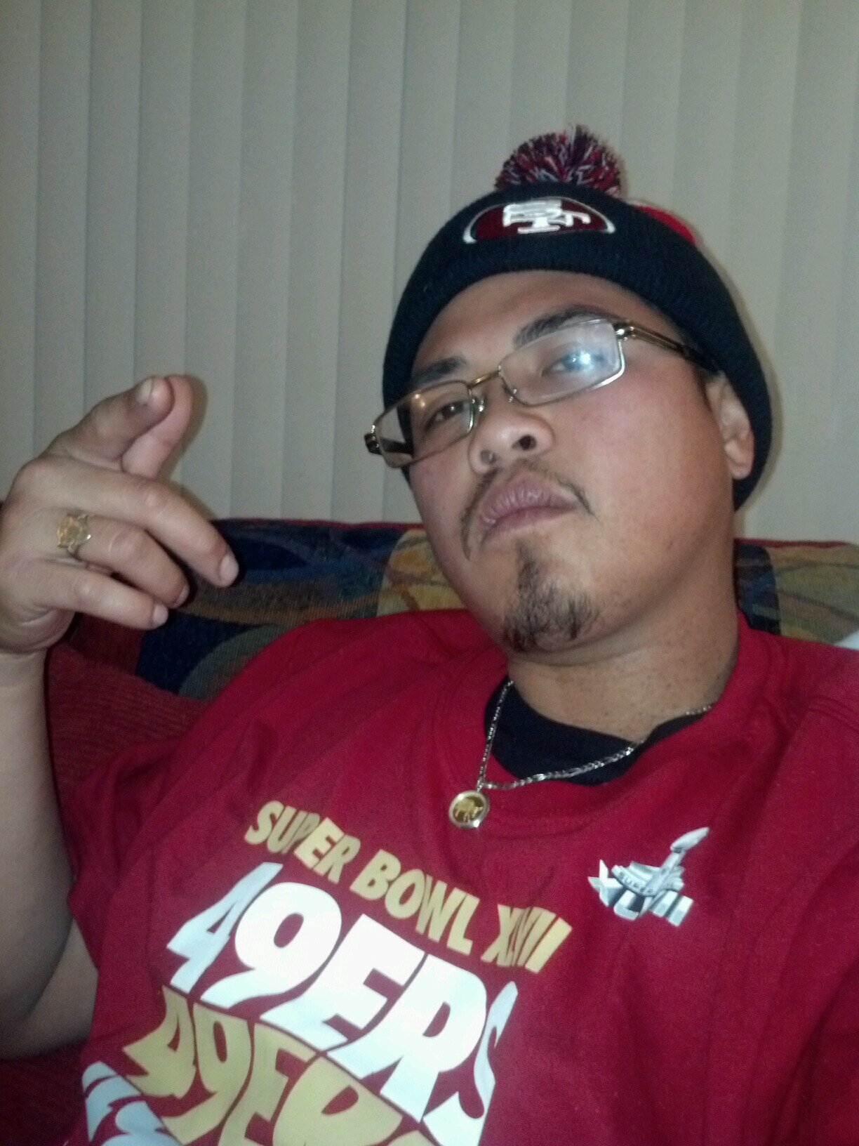 seshswanbeef's profile picture. 