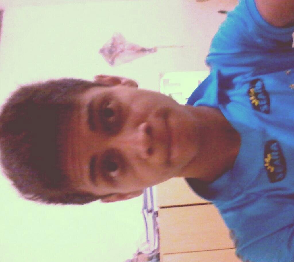 ex dancer , Nerd apaixonado por games, futuramente engenheiro