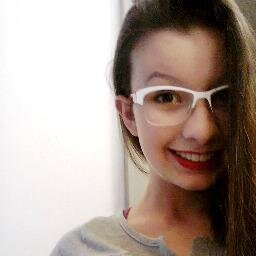 Se não fossem as minhas malas cheias de memórias
Ou aquela história que faz mais de um ano
Não fossem os danos
Não seria eu