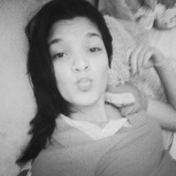 Campina Grande, ZN .
15 anos, solteira, sagitariana e dançarina, #Treze Fc  ♥