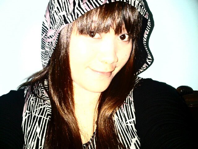 Aline_67148's profile picture. Jgn pernah mencoba ingin mnjadi org lain,sbelum qt mengenal keistimewaan diri qt sendiri.