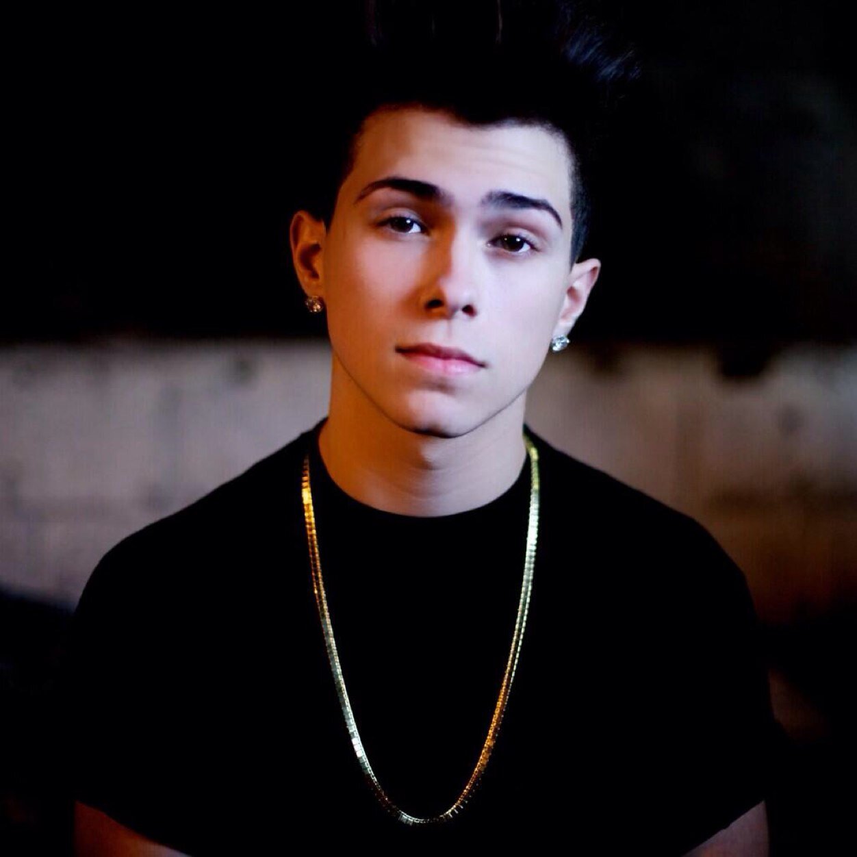 Oddessy__'s profile picture. Never thought I'd change but you ended up changing me. Hunter's my everything and I love him so much. 1/3/14