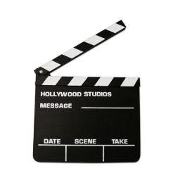 Film adalah sebuah cerita kehidupan. Film memberikan kita pelajaran tentang hidup. Ada banyak cerita di sini, untuk kita belajar bersama.