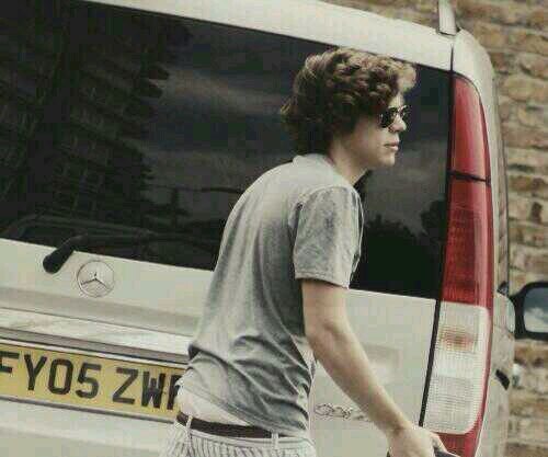 zaynsqt96's profile picture. hey bby I just gave u a free follow so it would mean a lot if u could follow @tenderizayn ily :) x