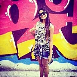 - I'm like a livro.Há whom I interpret the cover. Some people just love me for it. There are those who are traveling for me. There are those who travel with me.