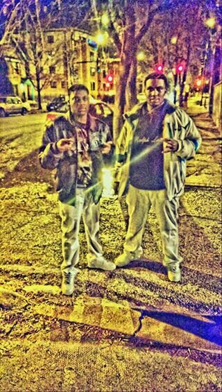 I ROLL WIT SQUAD NEM VILL RAISED ME DIPSET CMB MOB GADE MONEY TEAM# RIP MY NIGGAS TUNECHI & TEDA I MISS BUT IMA JUST BALL FOR THEM SQUAD WAY OR DA HARD WAY FTO$