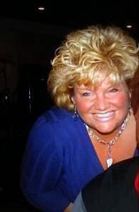 Agency IT Manager for RI DOC, Involved with Younique and Magnolia & Vine, loves waterskiiing, boating, snowskiing, ice skating,and photography