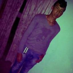 -Sige Tus Instintos sin mirara a nadie;                                               Sigueme Y Te sigo :$ :D.