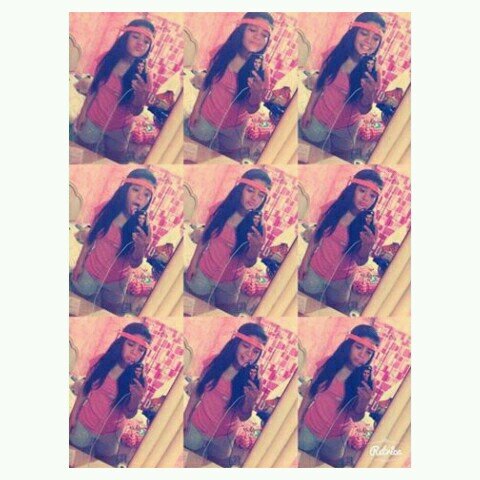 I'm mexican girl, i love Justin bieber, he has a beautiful smile, he changed my life, i'm proud of my babe, is the best singger and the best boy.♥