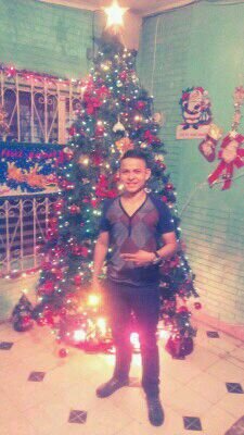 Tranquilo, sociable, amigable, bailarin del folklore & Bailes Latinos♫۩:D..Seguidor del♡вαяçα♥ мαяαŧнóη♡& sobre todas las cosas Dios esta con nosotros..