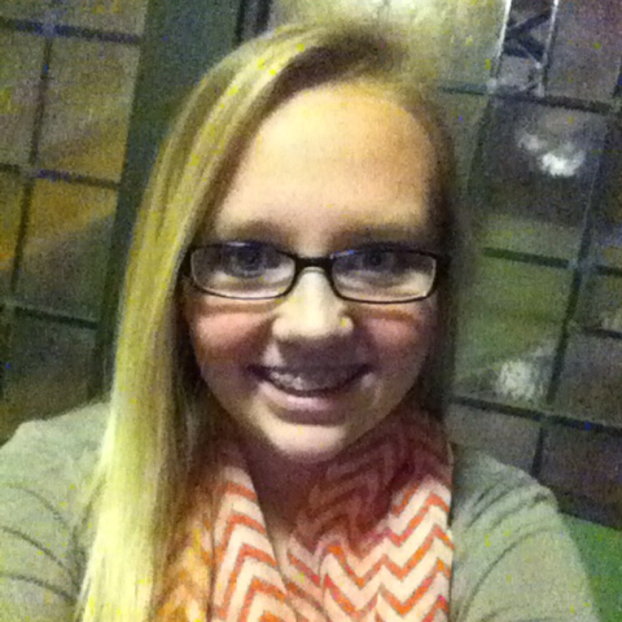 I am a true country girl, i love to hunt, fish, go mudding, shoot guns, and be with family and friends.