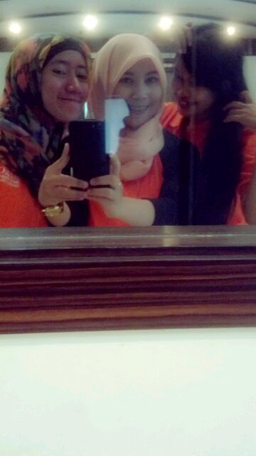 siputmput's profile picture. 