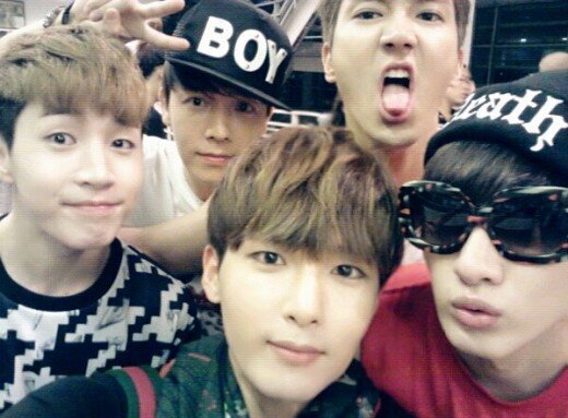 Icha Agnetta Radhitya | I am ELF | I am Kpopers | Mention for folback