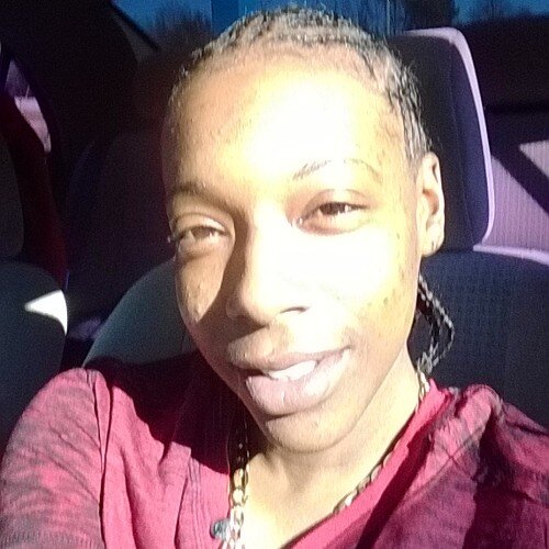 Very fun and outgoing, love basketball, singing, and minding my own damn business... In tht order...!!! HATES bein bored wit ah passion!!!!!