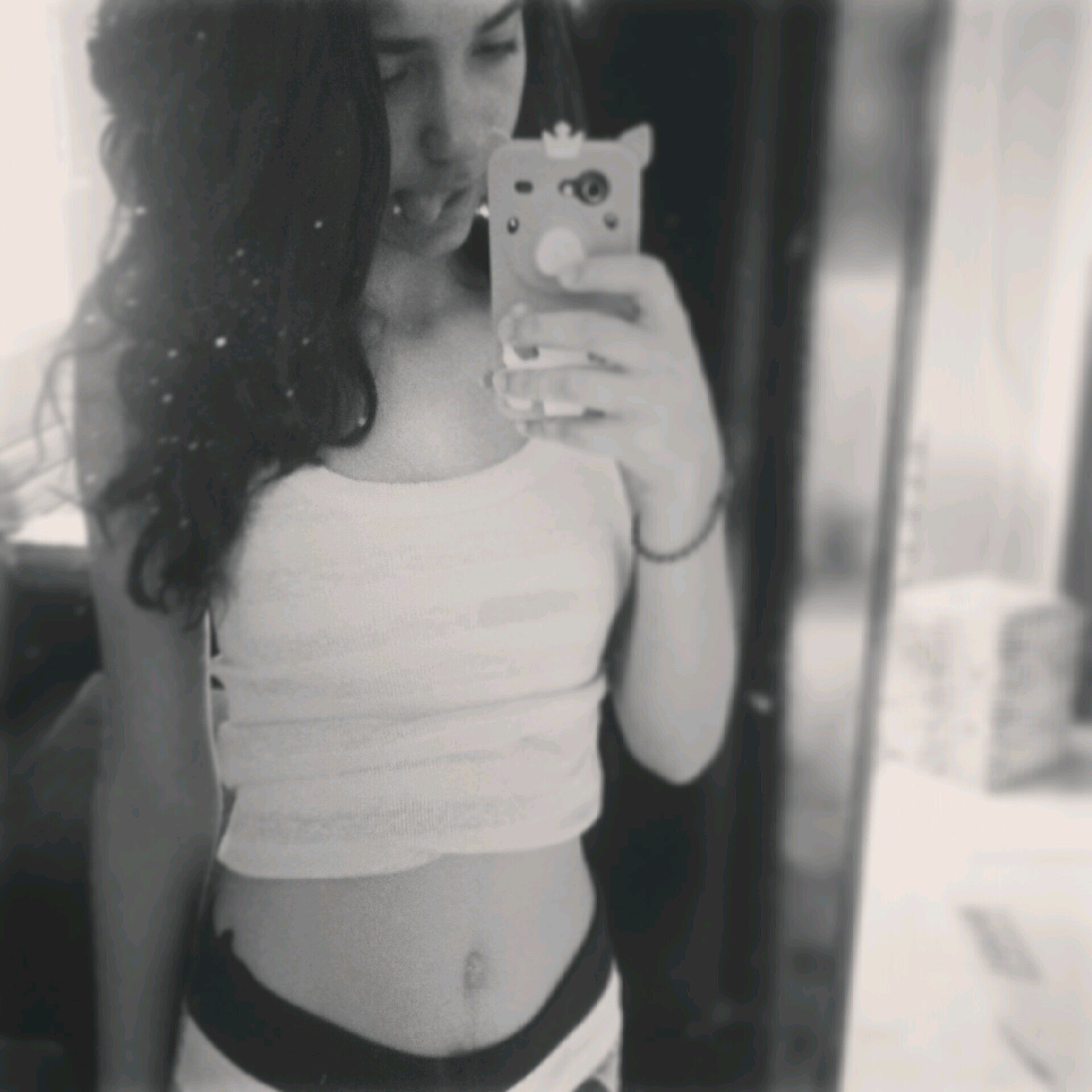 -Tupac já dizia:Algumas pessoas vão te odiar por tudo que você fizer. ☆                       ★instagram: @Pqpscarlet  Segue lá ;)