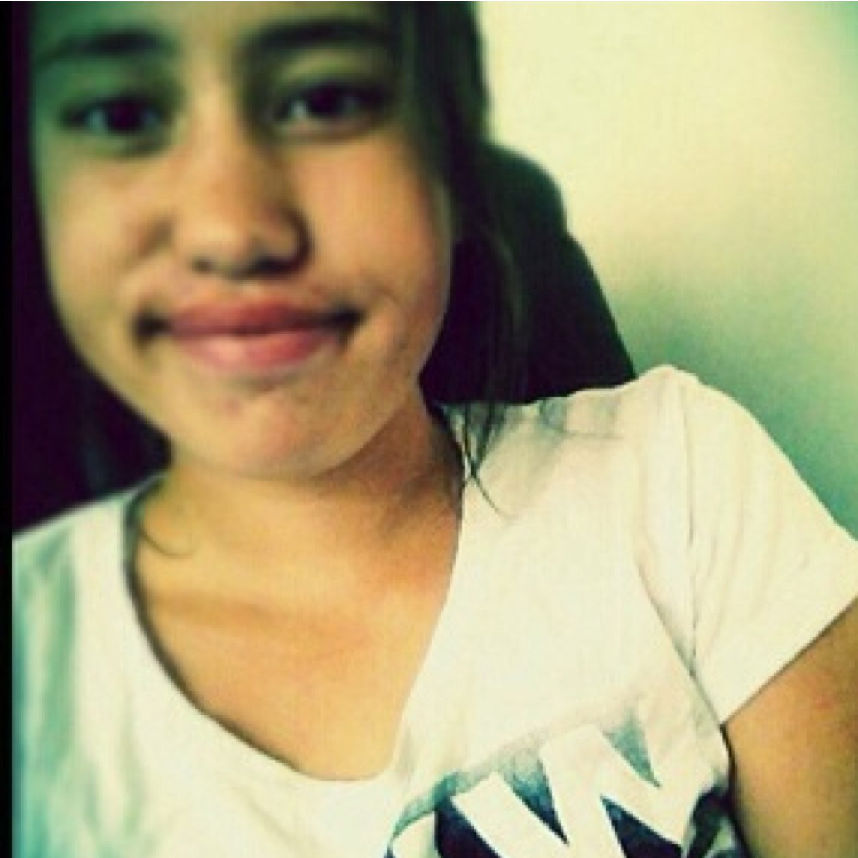THIS IS MY FOLLOW BACK ACCOUNT ! GO FOLLOW MY REAL ACCOUNT @maiskeyy