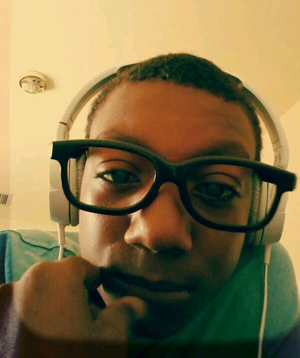 Follow Me iFollow Back & I tweet when I feel like it