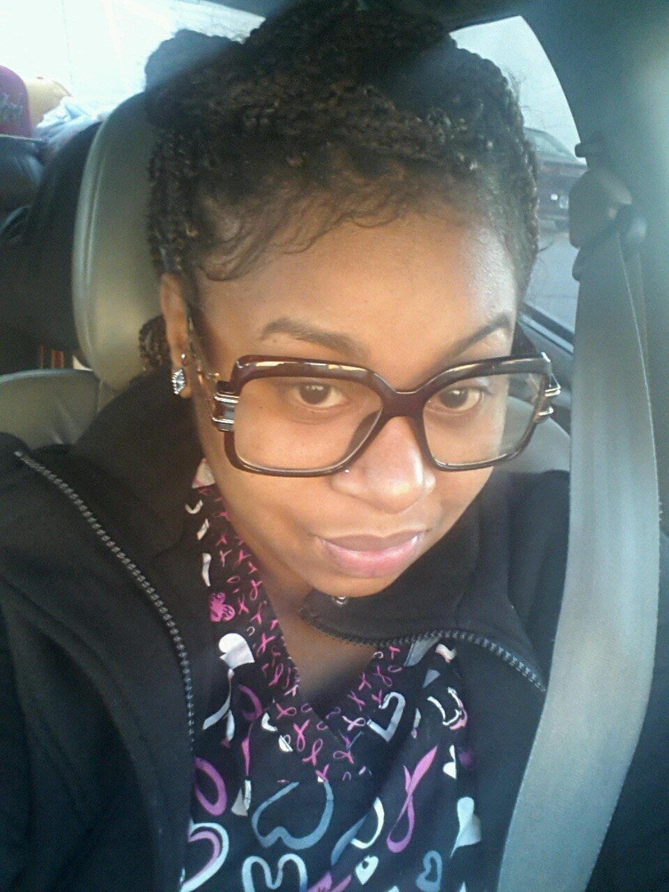 Proud beautiful mother of one! live & love life everyday lik its your last. Shann b the name.