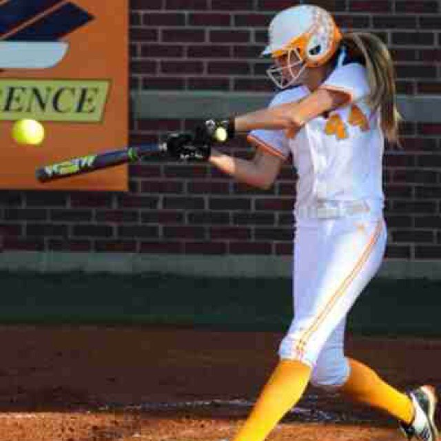 justcleatchasin's profile picture. Hard work beats talent when talent doesn't work hard.