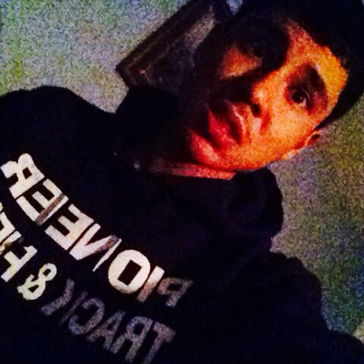 Follow &' I'll Follow Back :3