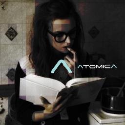ATOMICA es originaria de Coyoacan DF:
Rio / Voz, Guitarra y Programacion
Mr. Kv /  Bajo y Secuencias
Jorge Vaquero Zurich / Batería y Coros