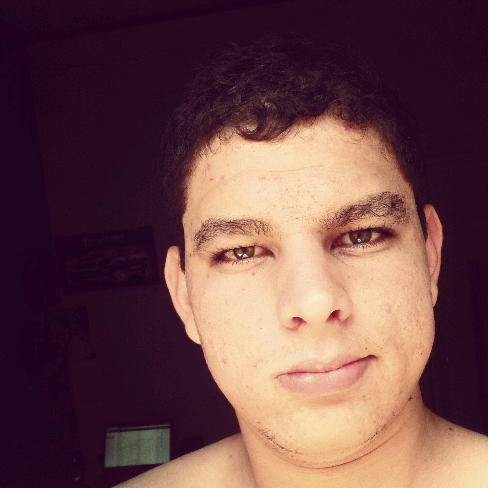 Eu tenho o maior medo desse negocio de ser normal.