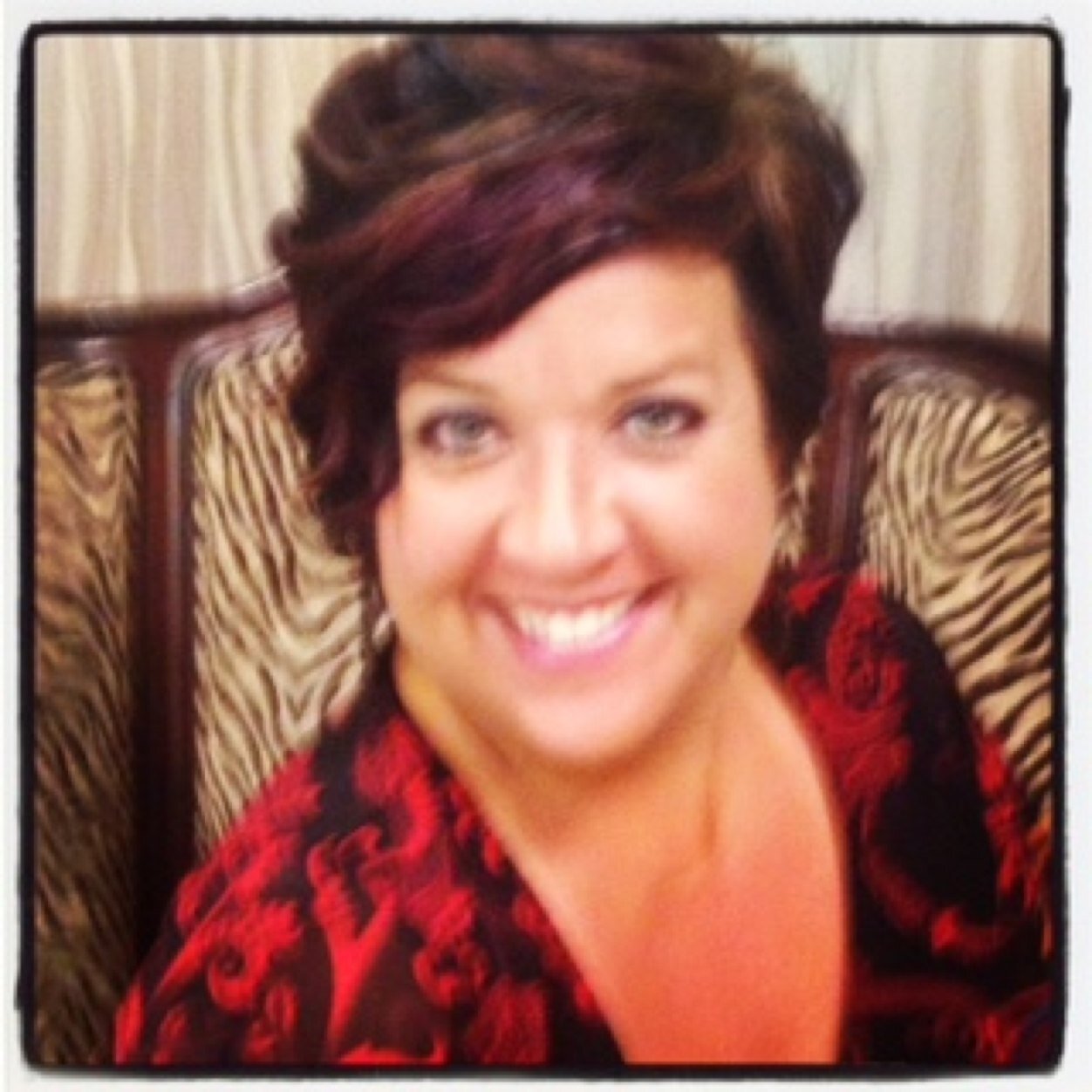Southern Girl, Wife, Mom of 4, Daughter, Sister, Friend, Accountant
