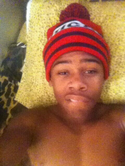 blahhh wifeyy Hackkinn (: im jp he singleee ♡ follow me @projectbish