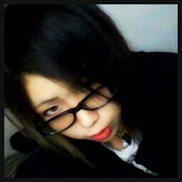 涼しくて湿気のある場所が好き('A`)

憎しみも皮肉で愛しさはそのまま
全人類を愛してやれる人になりたい。

最近の悩みは肩凝り。