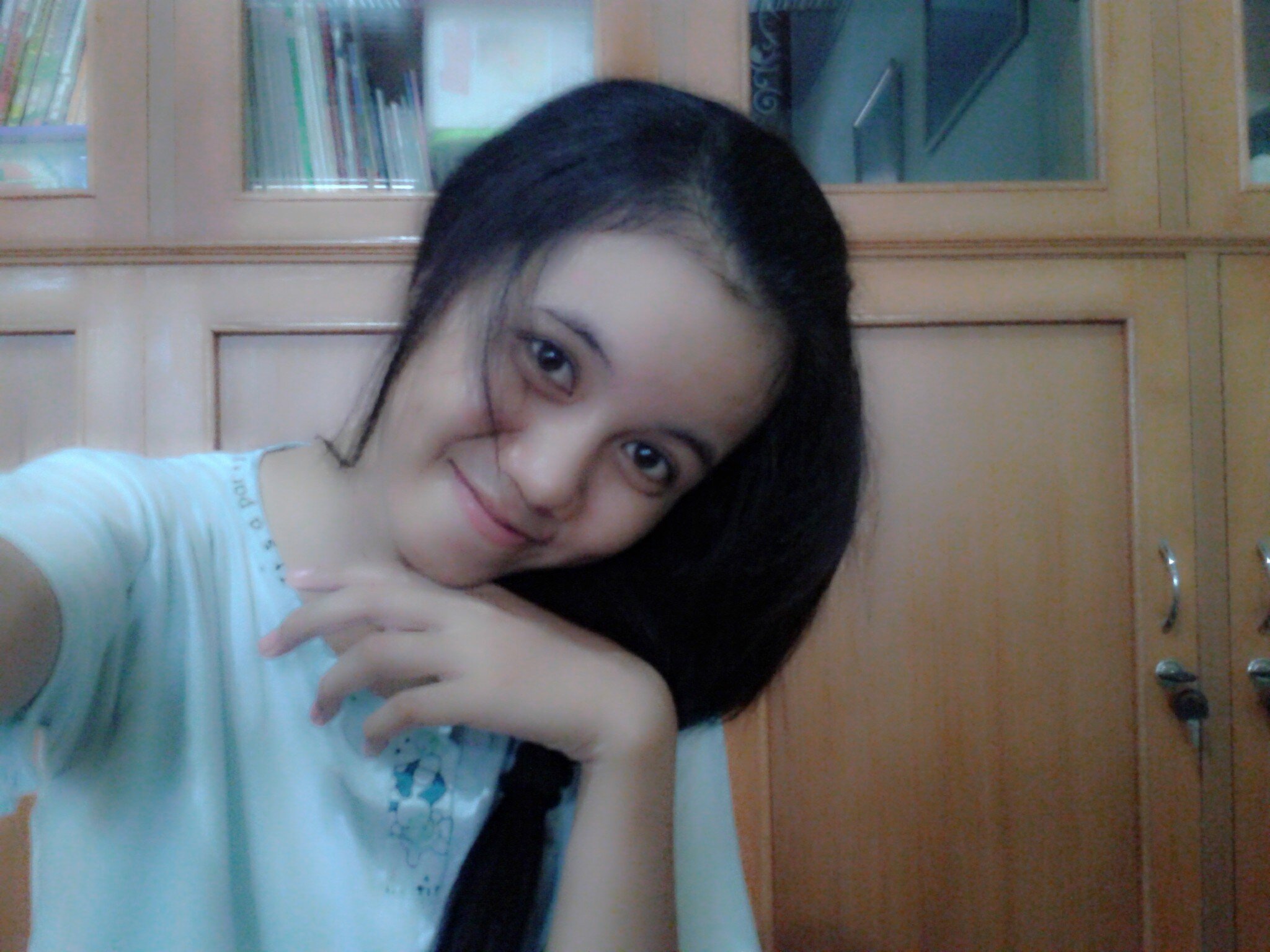 venia_wahyuni's profile picture. I'm venia :) follback? Just mention :D