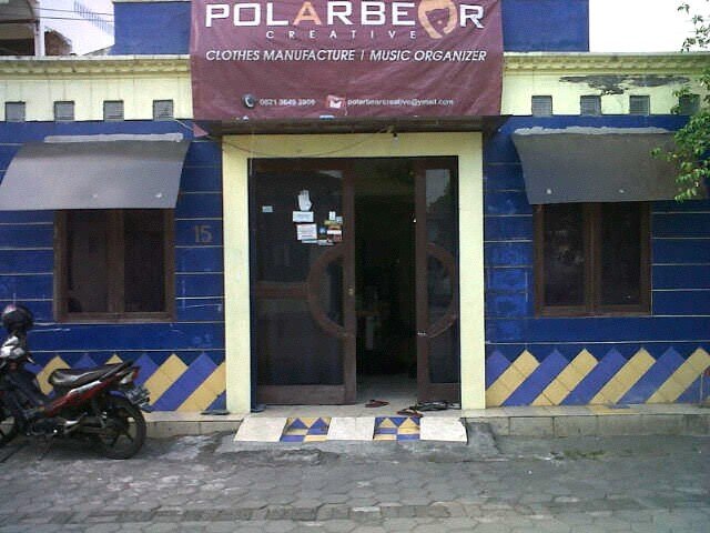 Konveksi Baju Eksklusif | Music Organizer, Workshop : Perum Minomartani tengiri 10 no 15, CP : 082136493906 / 2794A66F
