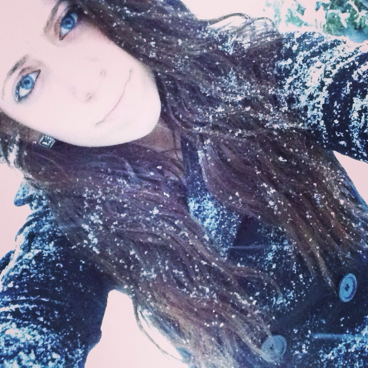 angelxobae's profile picture. I.N.D.E.P.E.N.D.E.N.T. I count only on me