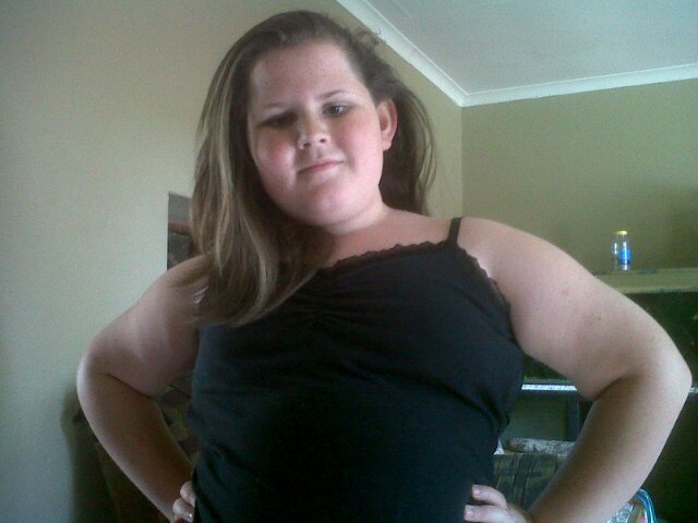 leann20020402's profile picture. I don't care what people say I'm still a belieber