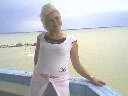 Семья - это и есть то,ради чего стоит просыпаться каждый день, дышать каждую секунду, и молить Бога каждое мгновенье, чтобы он их оберегал и защищал...