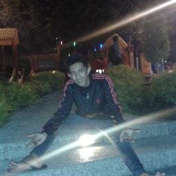 rozi_iyonk's profile picture. Unitri Malang || FCBindo || roshi.onizuka@facebook.com