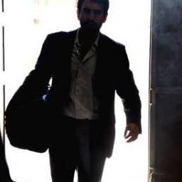 iş adamı, #Blogger, kendi çapında siyasetçi...