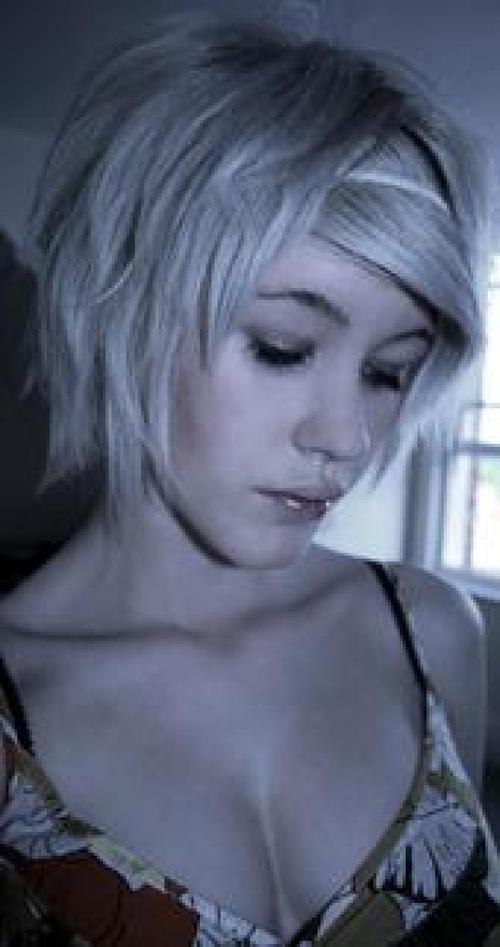 alosaphire103's profile picture. 