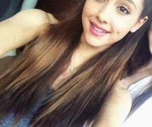SandyOneOfAKind's profile picture. With Ariana every step of the way...