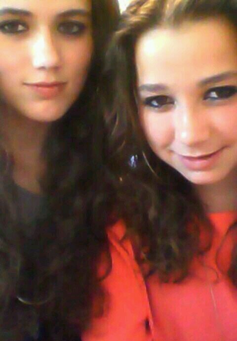hey , jij bent mijn lieve zusje. i love you. xo ~ @twitt_yael , hoi amber je bent mn beste loveyou xxx calvin ~ | me broer is de beste |